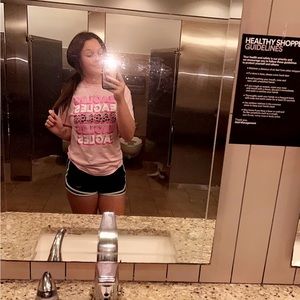 Meet your Posher, Natalie